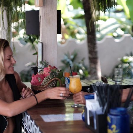 Pillow Inn Ubud Экстерьер фото